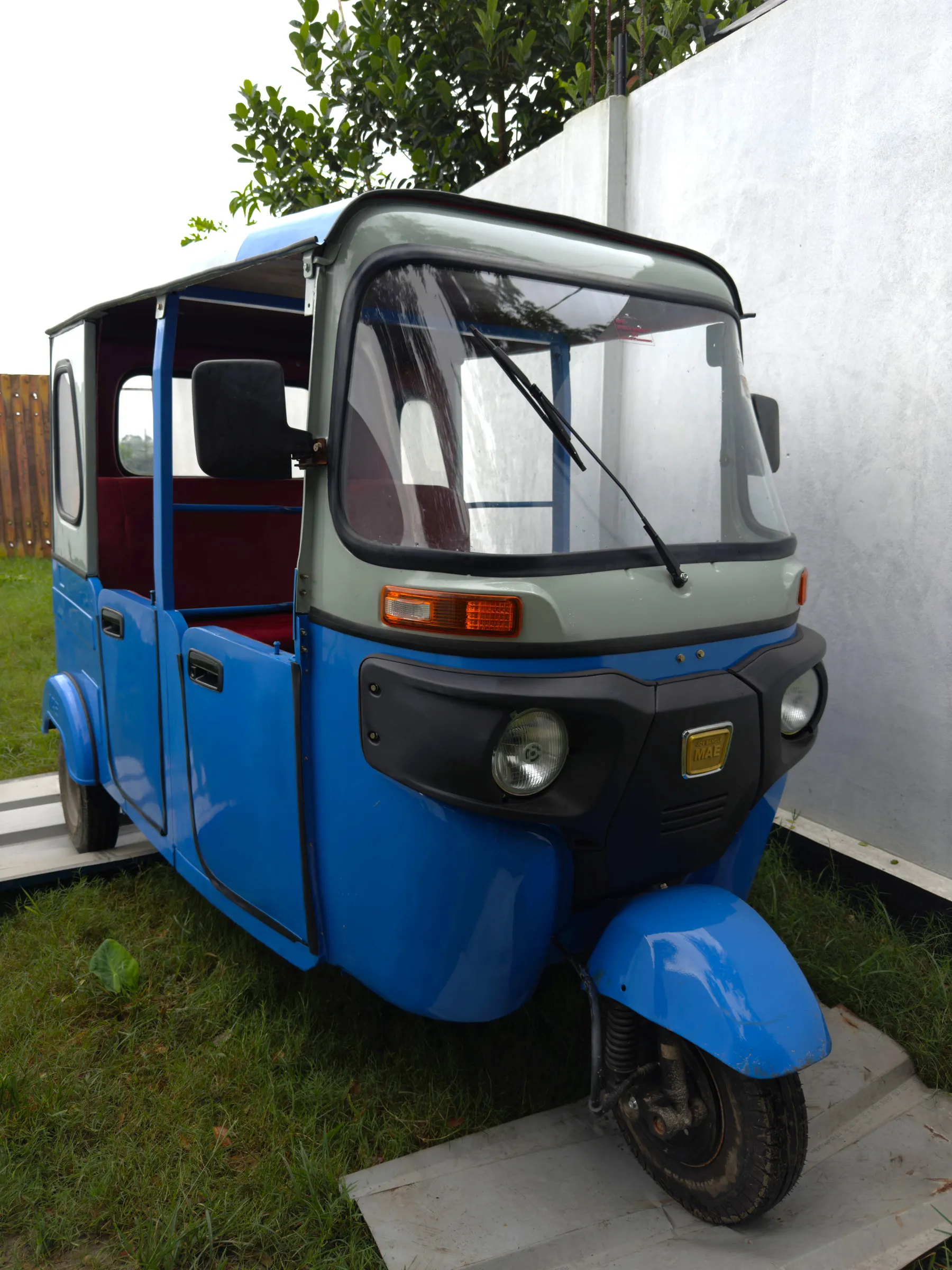 Torrit EV front three-quarter view